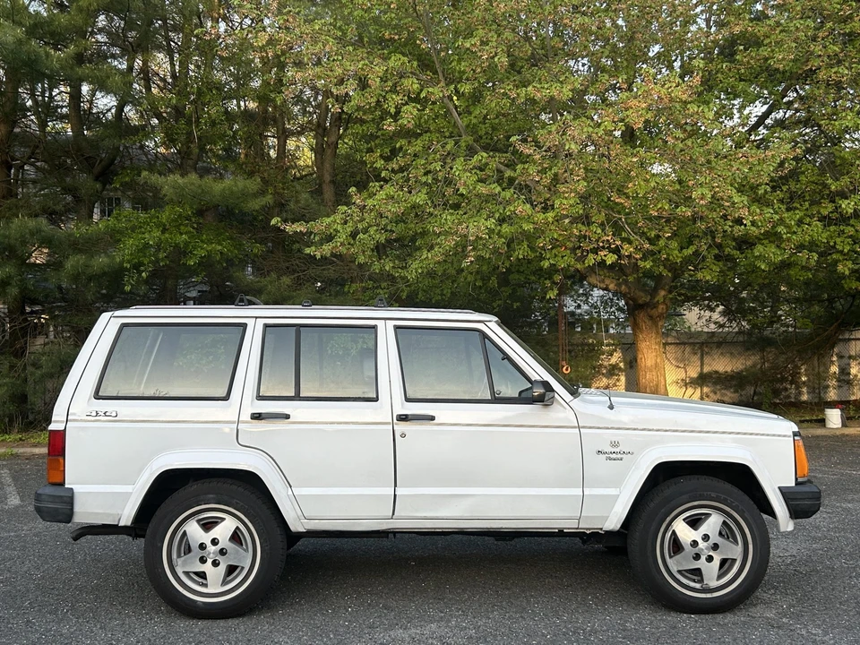 1988 Jeep XJ Cherokee - Image 26 of 31