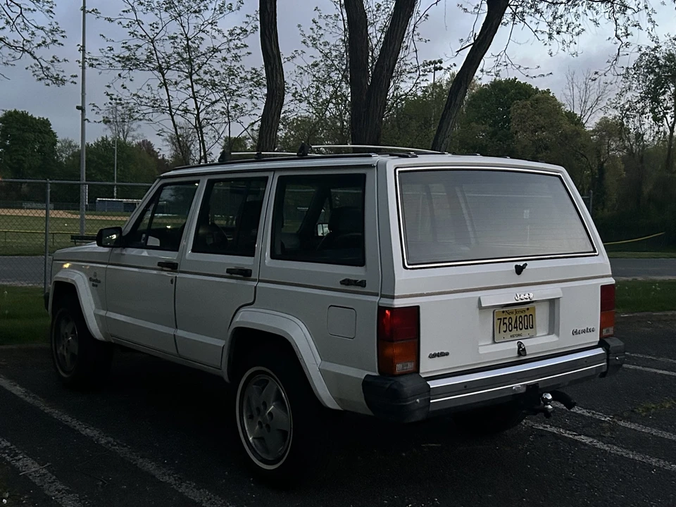 1988 Jeep XJ Cherokee - Image 30 of 31
