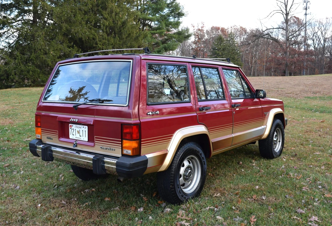 1988 Jeep XJ Cherokee - Image 11 of 31