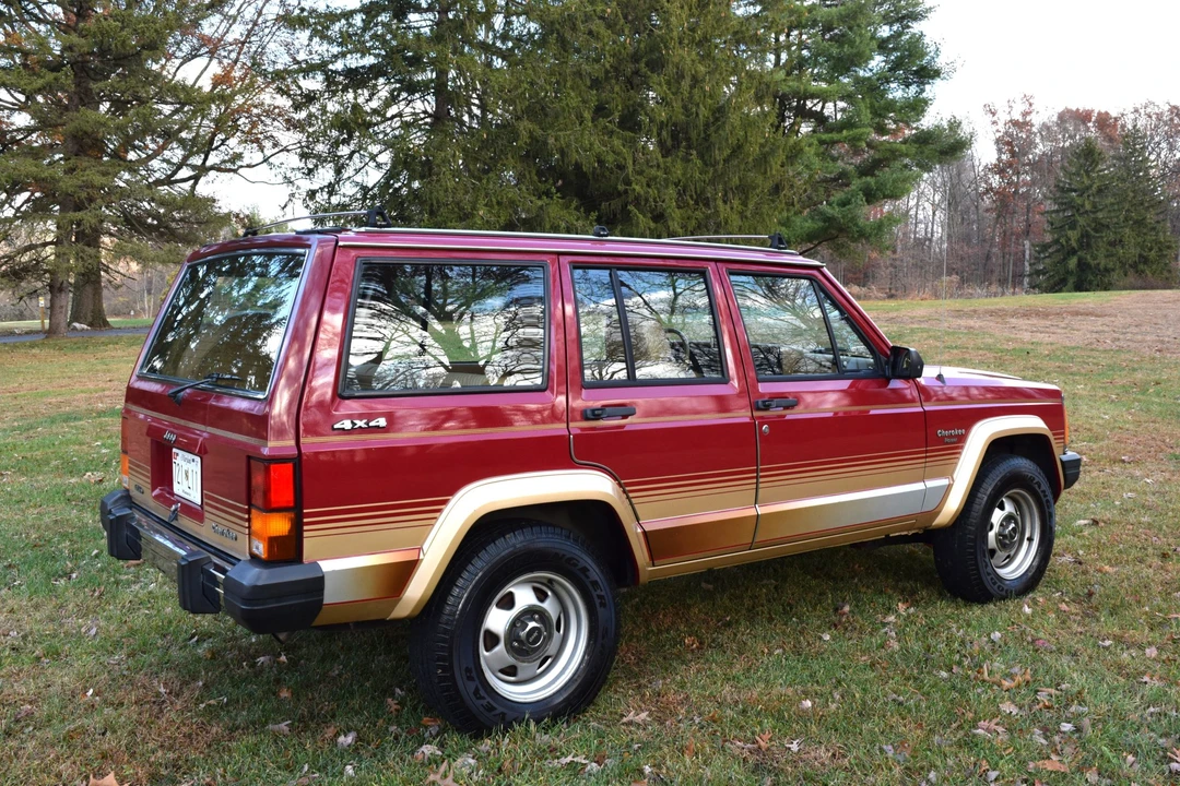 1988 Jeep XJ Cherokee - Image 10 of 31