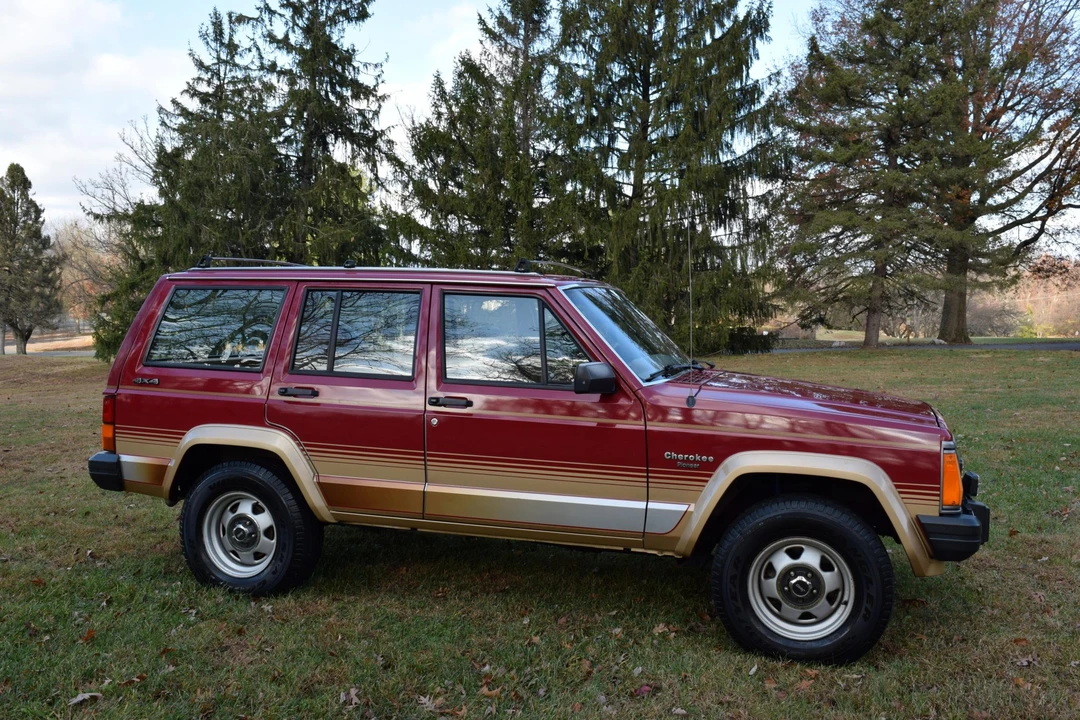 1988 Jeep XJ Cherokee - Image 7 of 31