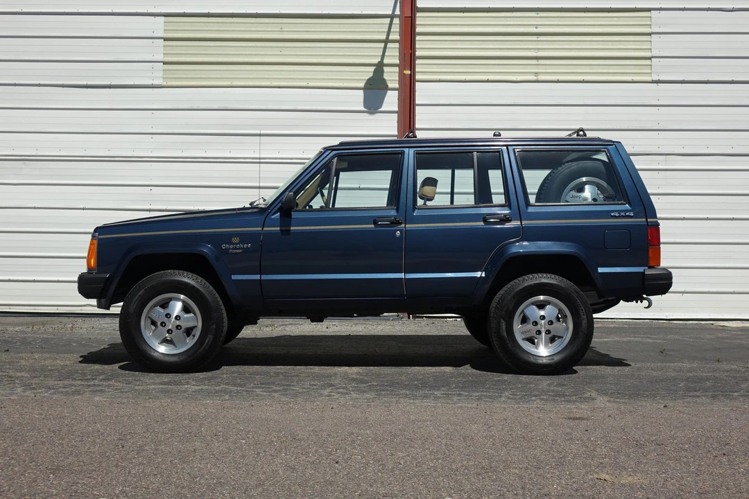 1988 Jeep XJ Cherokee - Image 7 of 31