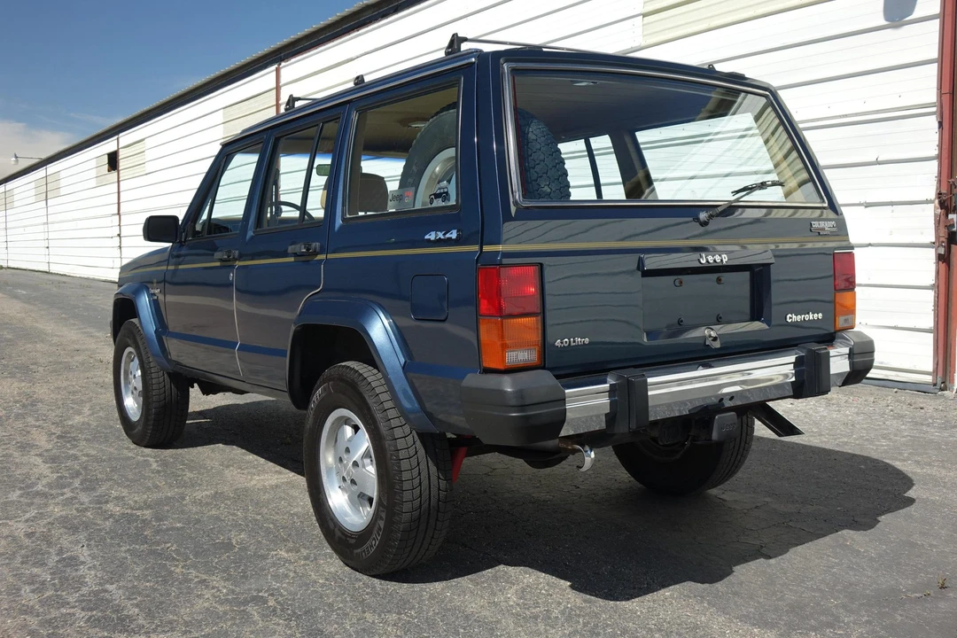 1988 Jeep XJ Cherokee - Image 9 of 31