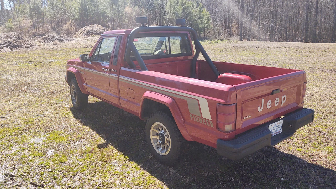 1988 Jeep Comanche - Image 11 of 26