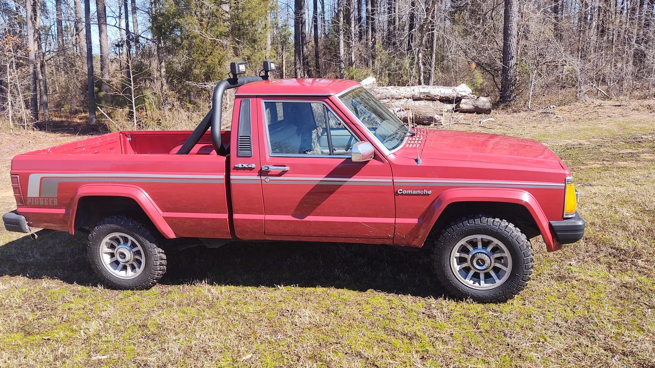 1988 Jeep Comanche - Image 15 of 26