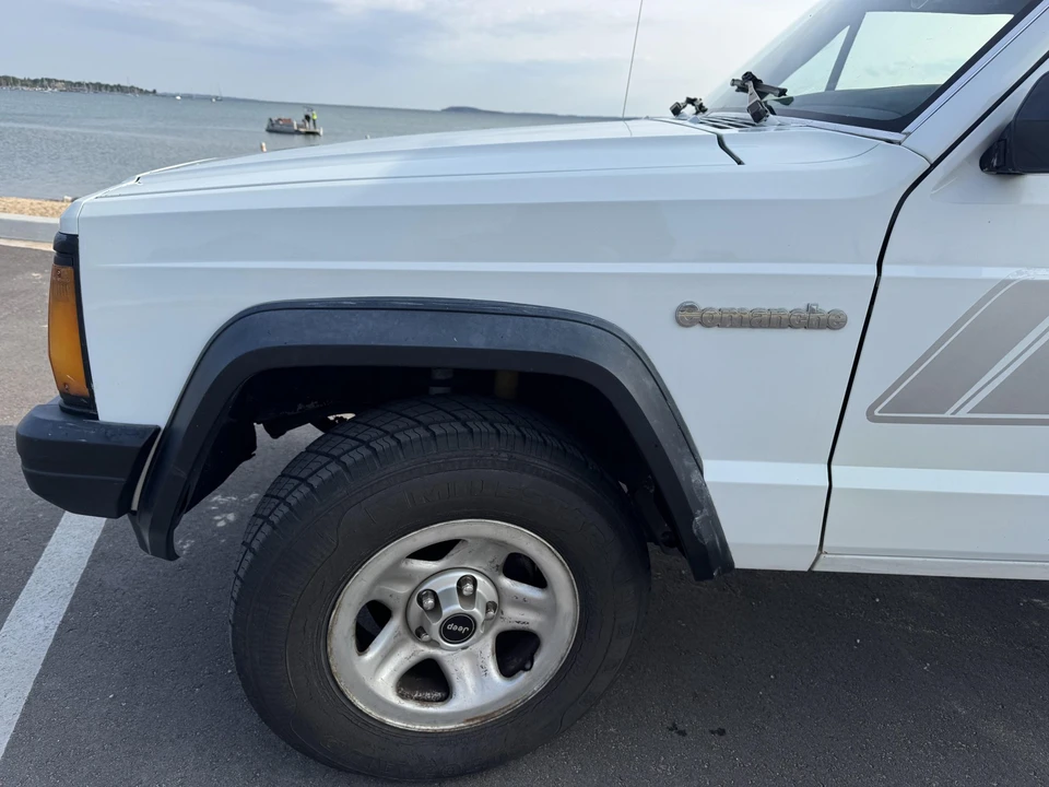 1988 Jeep Comanche - Image 13 of 31