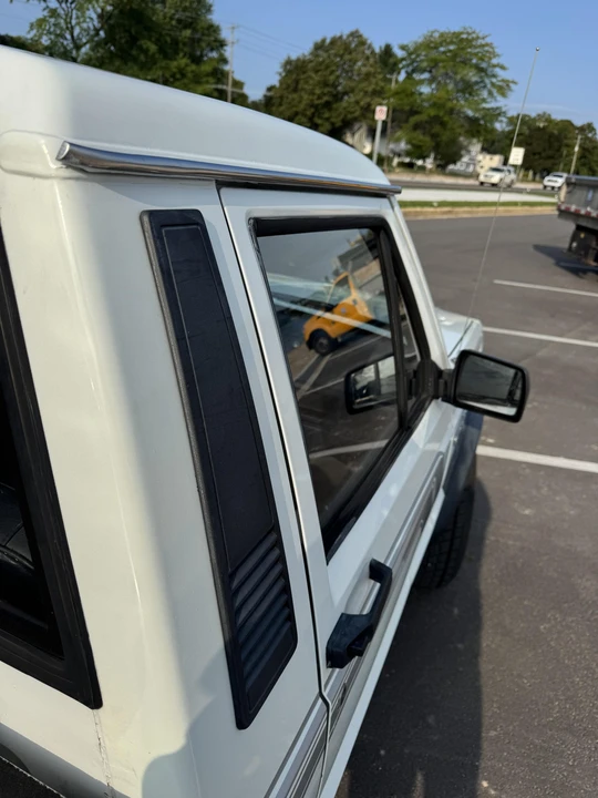 1988 Jeep Comanche - Image 23 of 31
