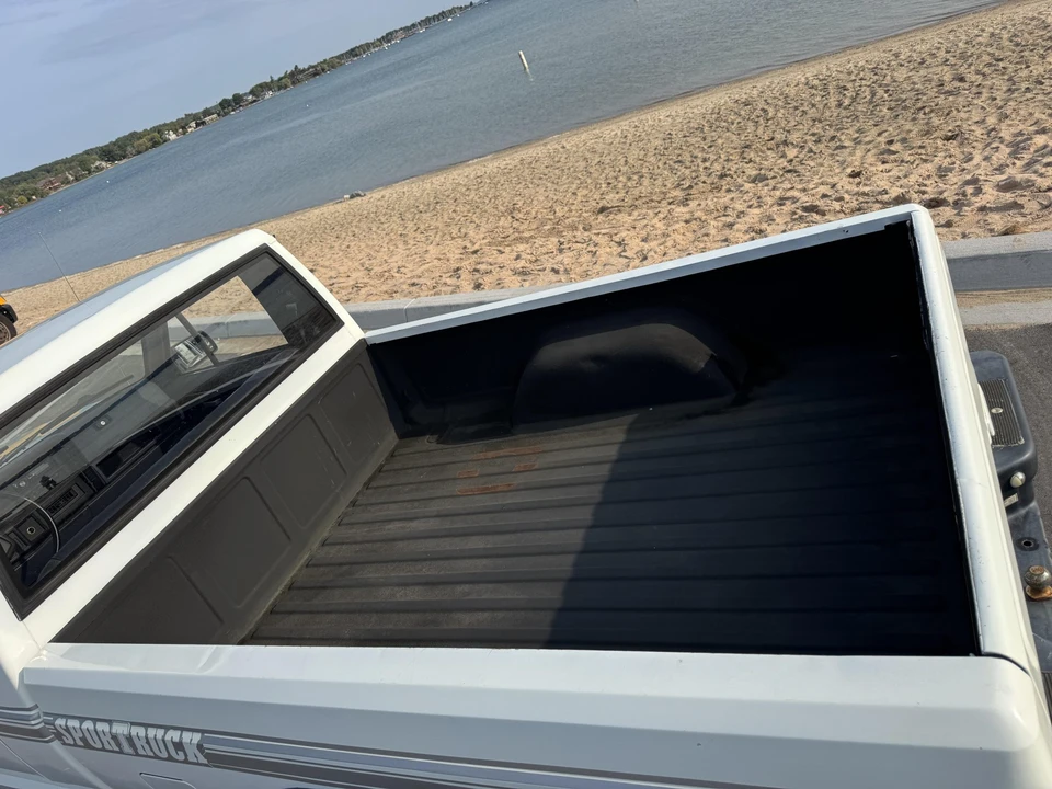 1988 Jeep Comanche - Image 21 of 31