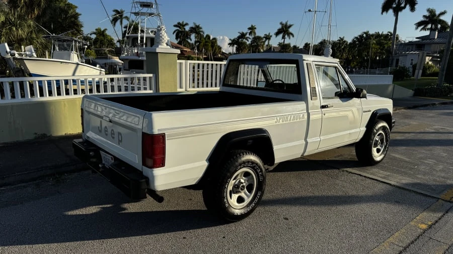 1988 Jeep Comanche - Image 8 of 20