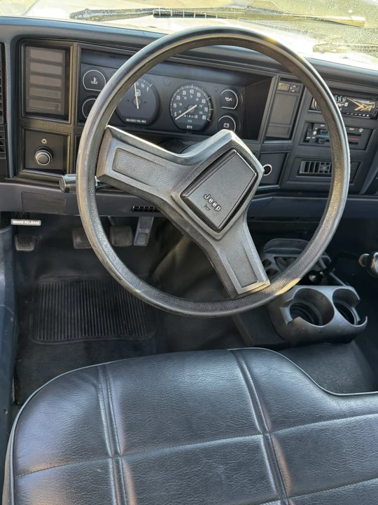 1988 Jeep Comanche - Image 18 of 20
