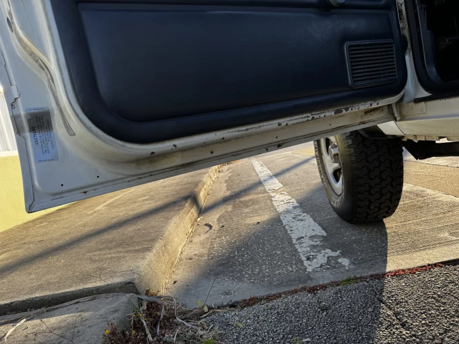 1988 Jeep Comanche - Image 11 of 20