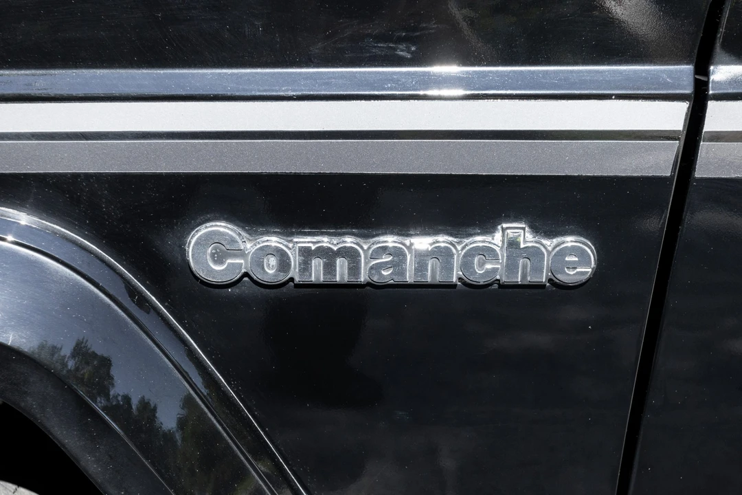 1988 Jeep Comanche - Image 22 of 31