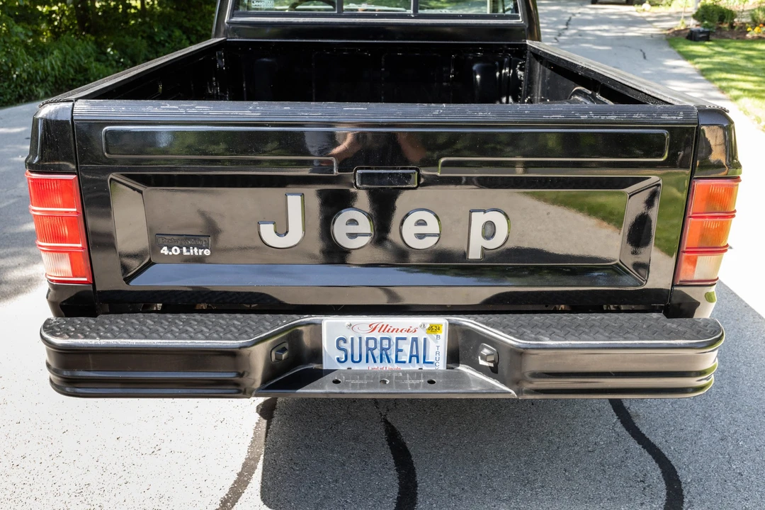 1988 Jeep Comanche - Image 14 of 31