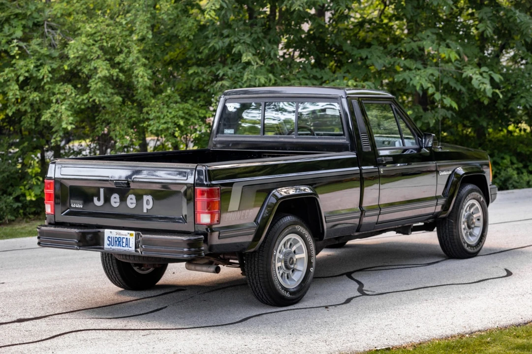 1988 Jeep Comanche - Image 5 of 31