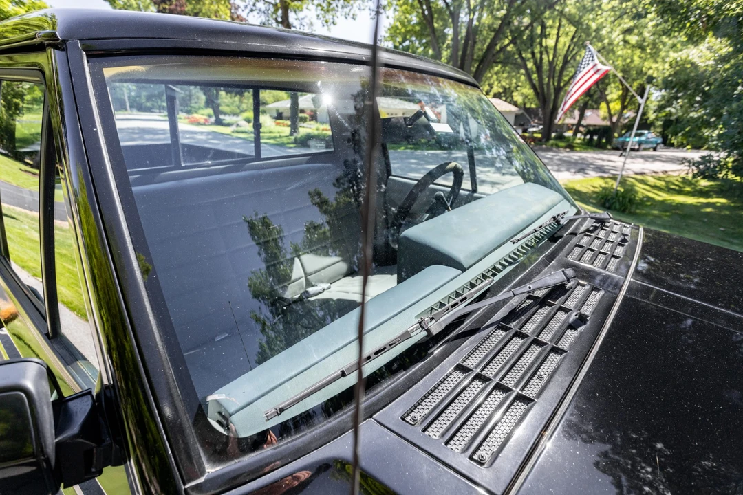 1988 Jeep Comanche - Image 25 of 31