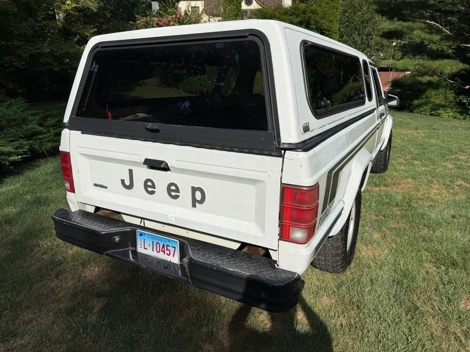1988 Jeep Comanche - Image 6 of 12