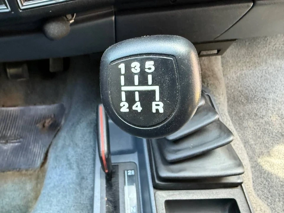 1988 Jeep Comanche - Image 11 of 12