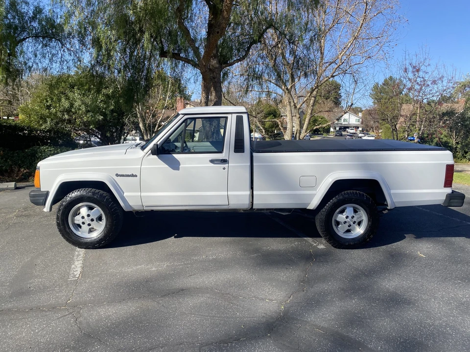 1988 Jeep Comanche - Image 7 of 31