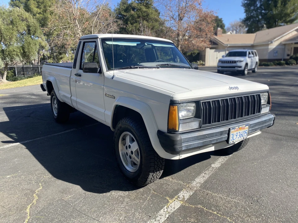 1988 Jeep Comanche - Image 2 of 31