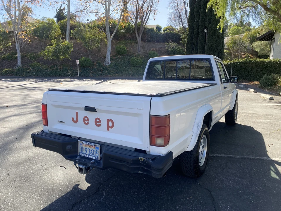 1988 Jeep Comanche - Image 11 of 31