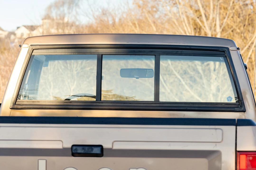 1988 Jeep Comanche - Image 31 of 31