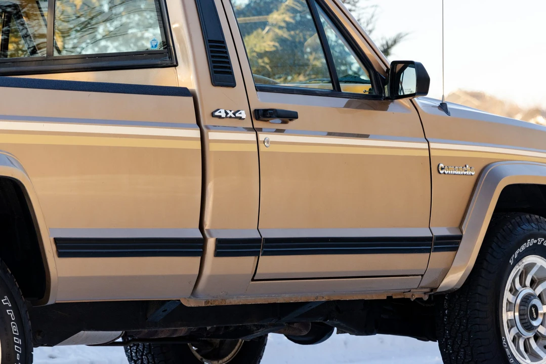 1988 Jeep Comanche - Image 28 of 31