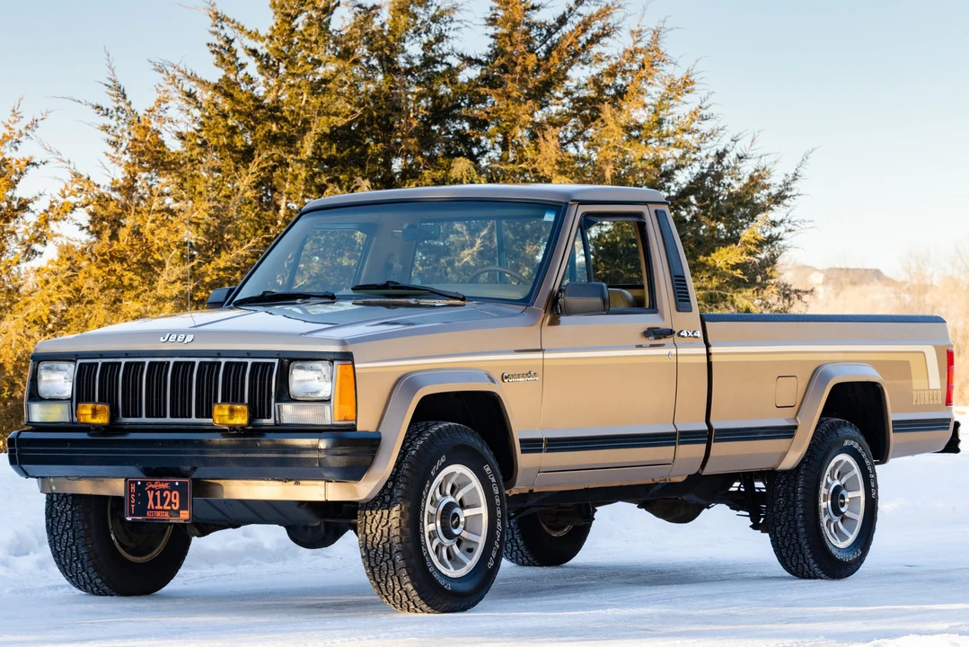 1988 Jeep Comanche - Image 7 of 31