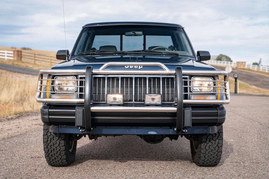 1988 Jeep Comanche - Image 10 of 31