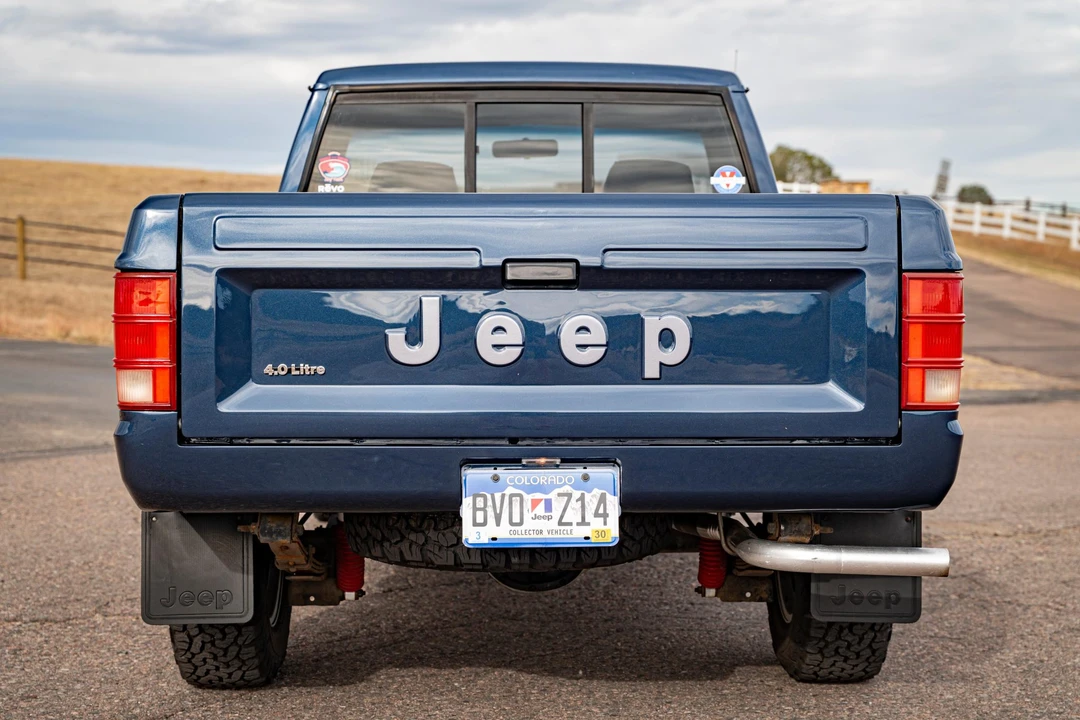 1988 Jeep Comanche - Image 13 of 31