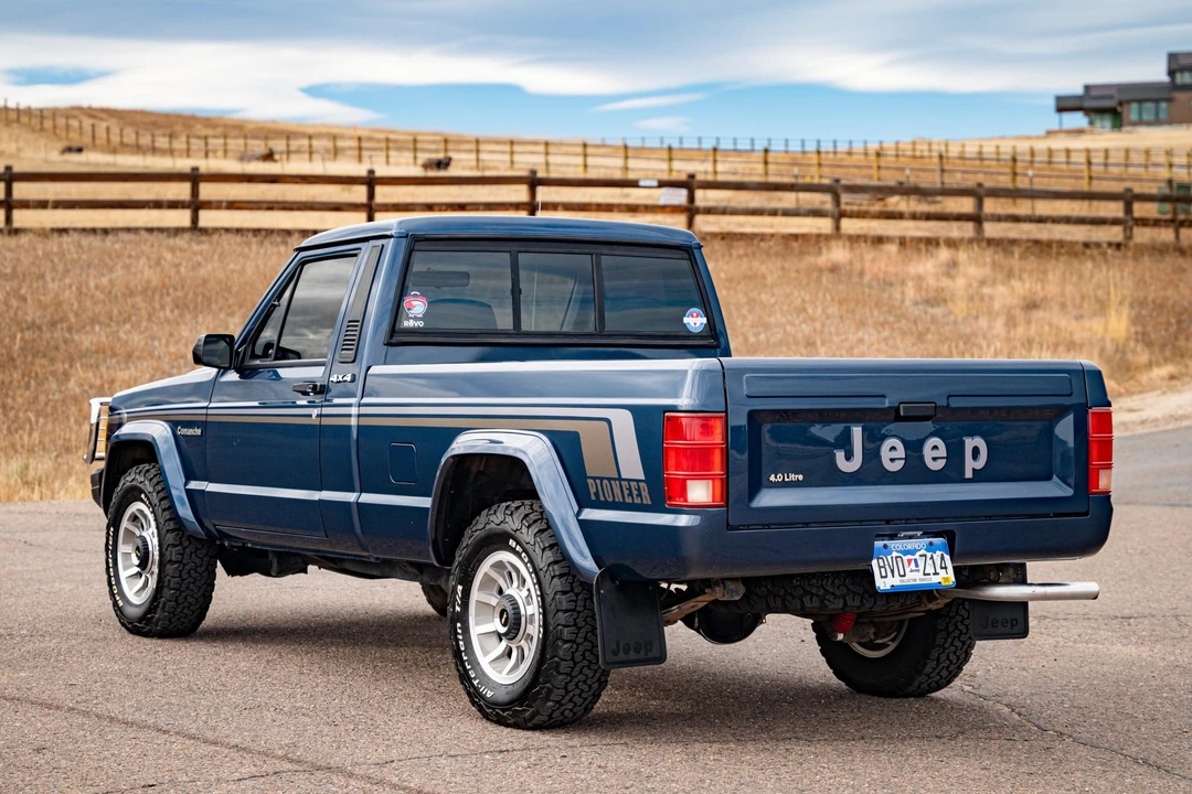 1988 Jeep Comanche - Image 5 of 31