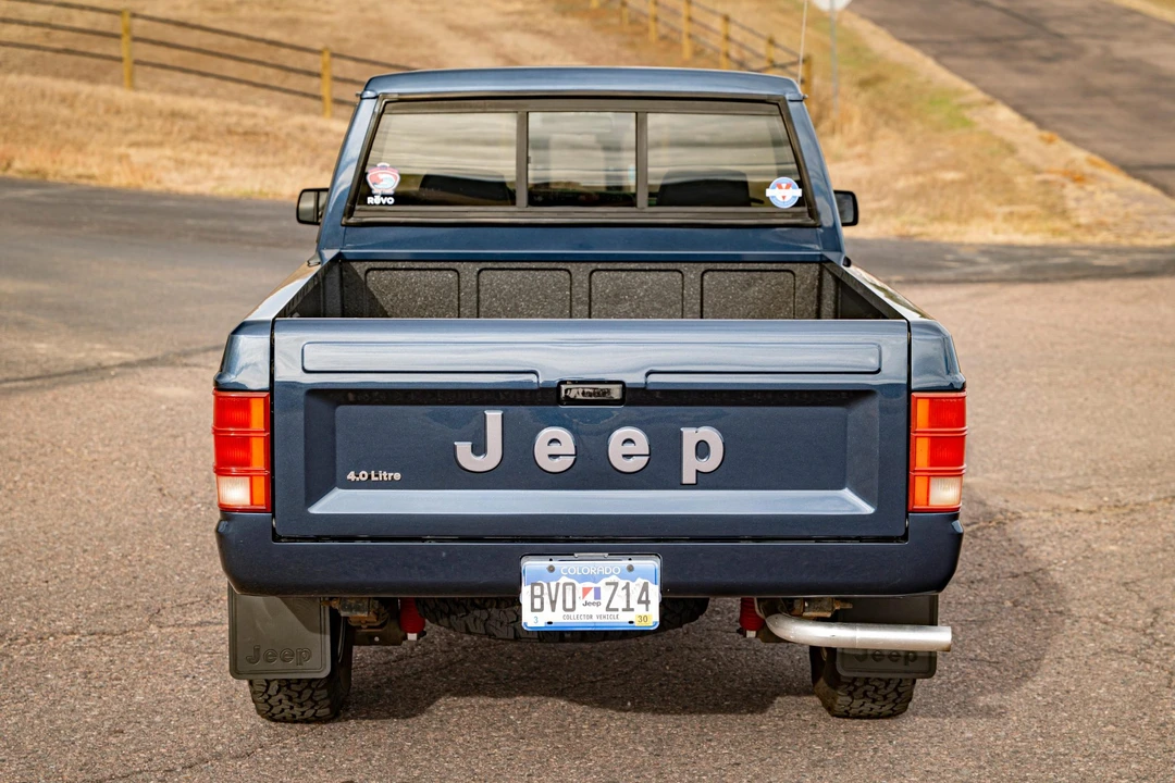 1988 Jeep Comanche - Image 7 of 31