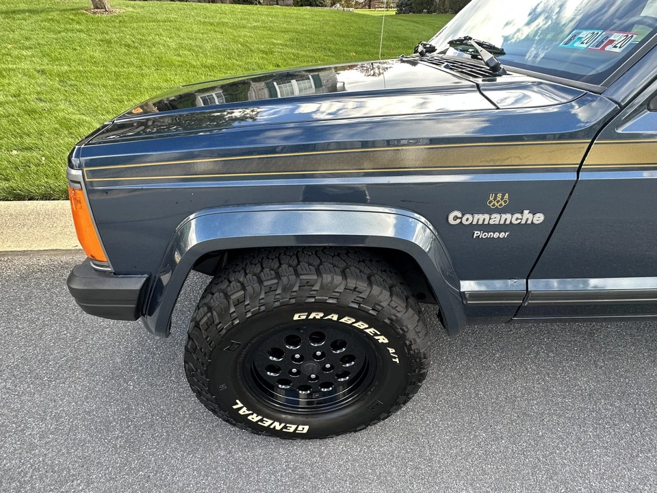 1988 Jeep Comanche - Image 23 of 31