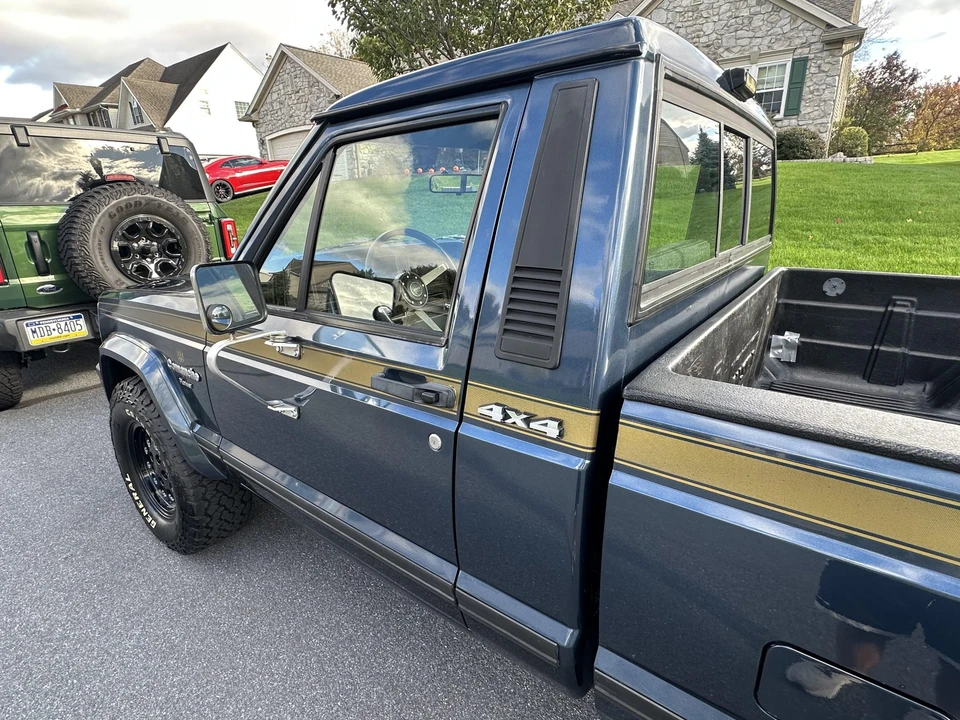 1988 Jeep Comanche - Image 30 of 31