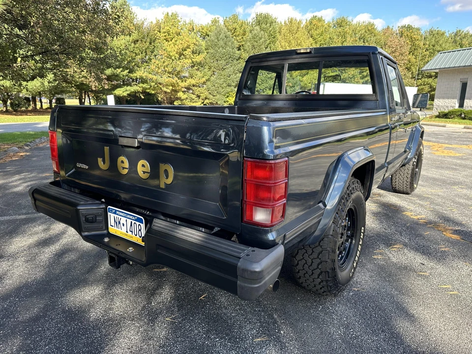 1988 Jeep Comanche - Image 13 of 31