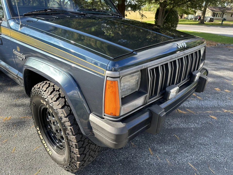 1988 Jeep Comanche - Image 20 of 31