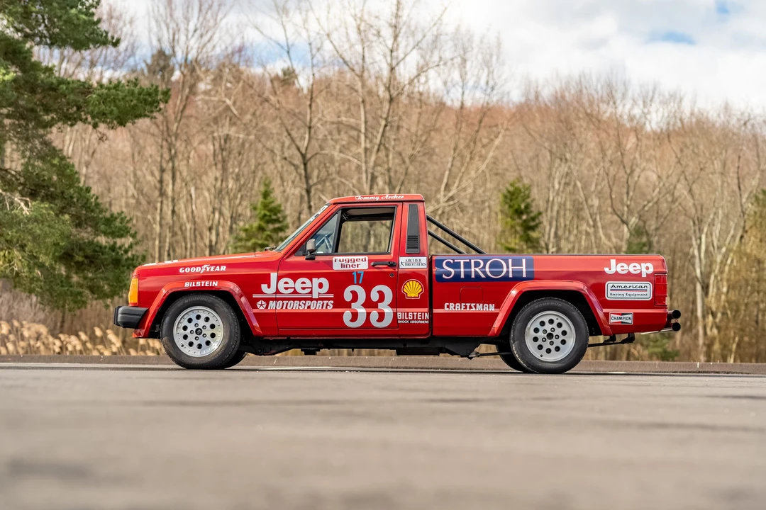 1988 Jeep Comanche - Image 7 of 31