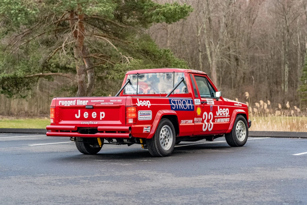 1988 Jeep Comanche - Image 12 of 31
