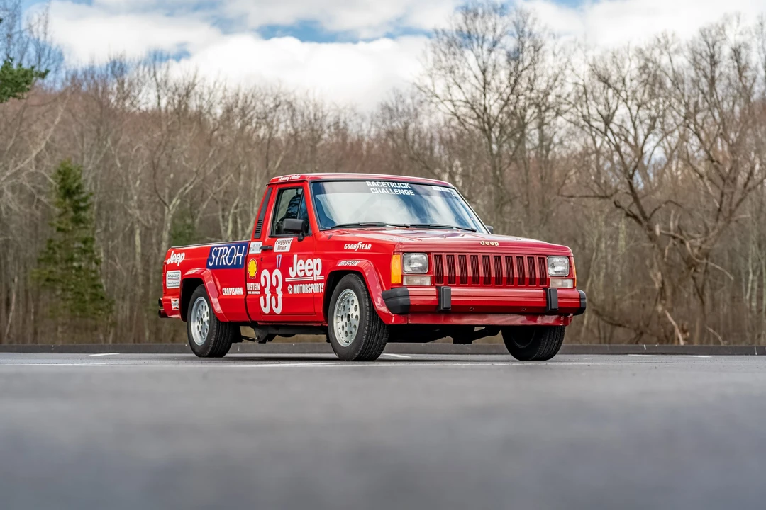 1988 Jeep Comanche - Image 17 of 31
