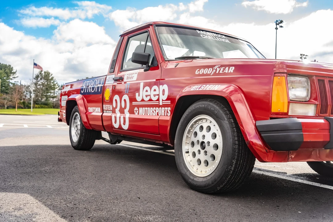 1988 Jeep Comanche - Image 27 of 31