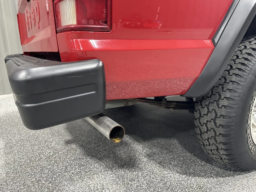 1988 Jeep Comanche - Image 16 of 31