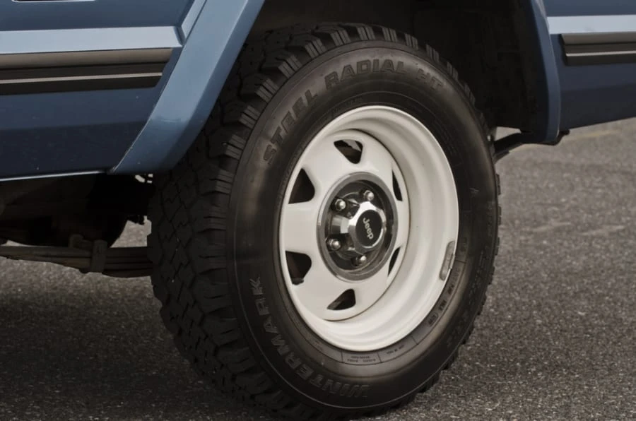 1988 Jeep Comanche - Image 8 of 10