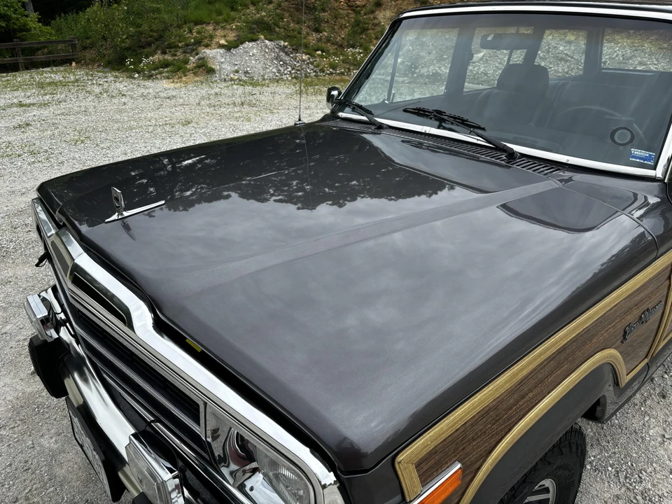 1988 Jeep SJ Grand Wagoneer - Image 24 of 31