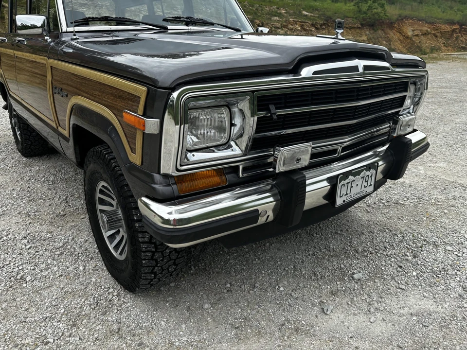 1988 Jeep SJ Grand Wagoneer - Image 30 of 31