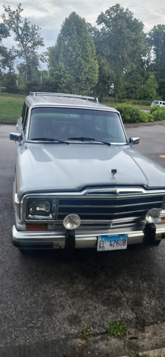 1988 Jeep SJ Grand Wagoneer - Image 10 of 31