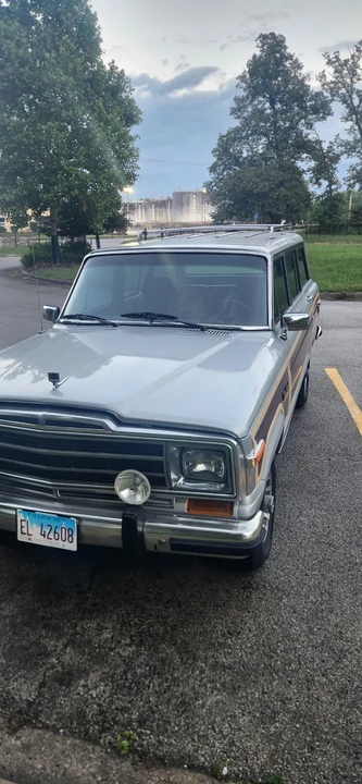 1988 Jeep SJ Grand Wagoneer - Image 11 of 31