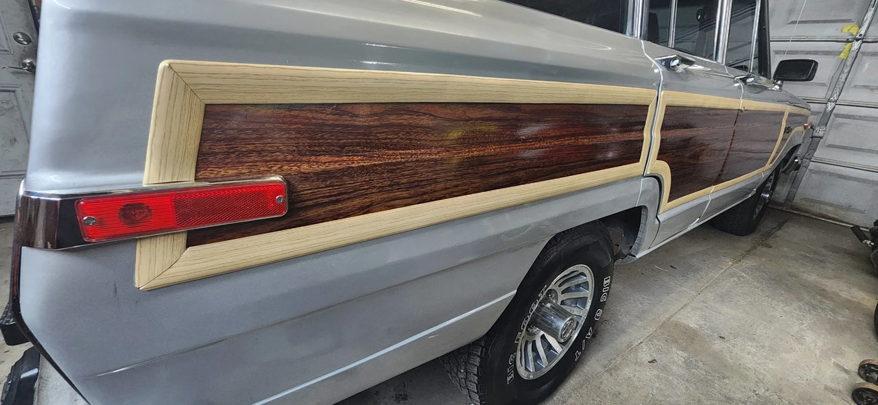 1988 Jeep SJ Grand Wagoneer - Image 19 of 31