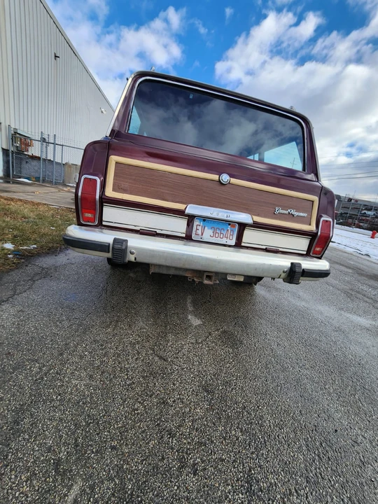 1988 Jeep SJ Grand Wagoneer - Image 7 of 31