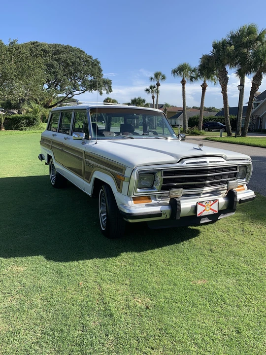 1988 Jeep SJ Grand Wagoneer - Image 10 of 31