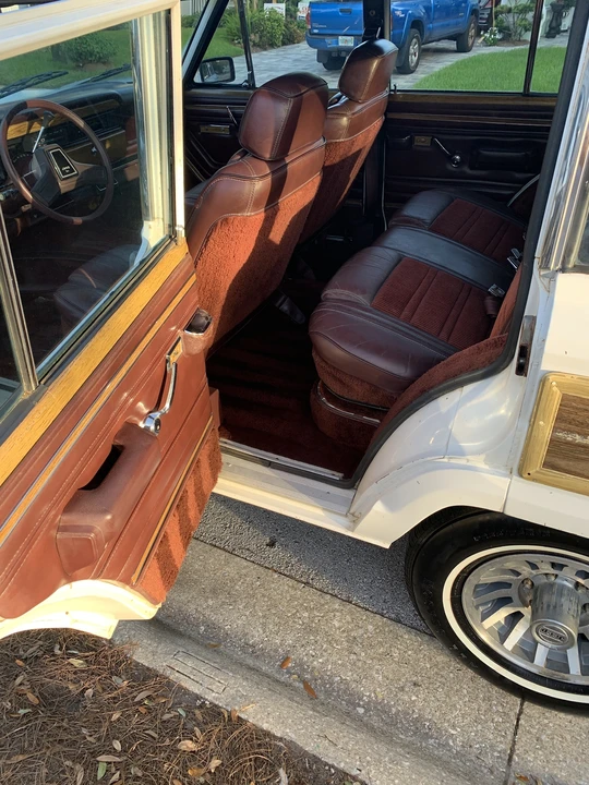 1988 Jeep SJ Grand Wagoneer - Image 30 of 31