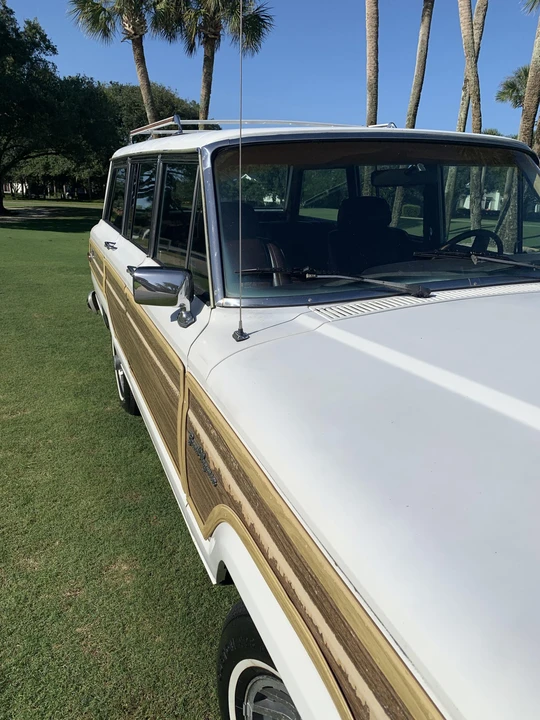 1988 Jeep SJ Grand Wagoneer - Image 16 of 31